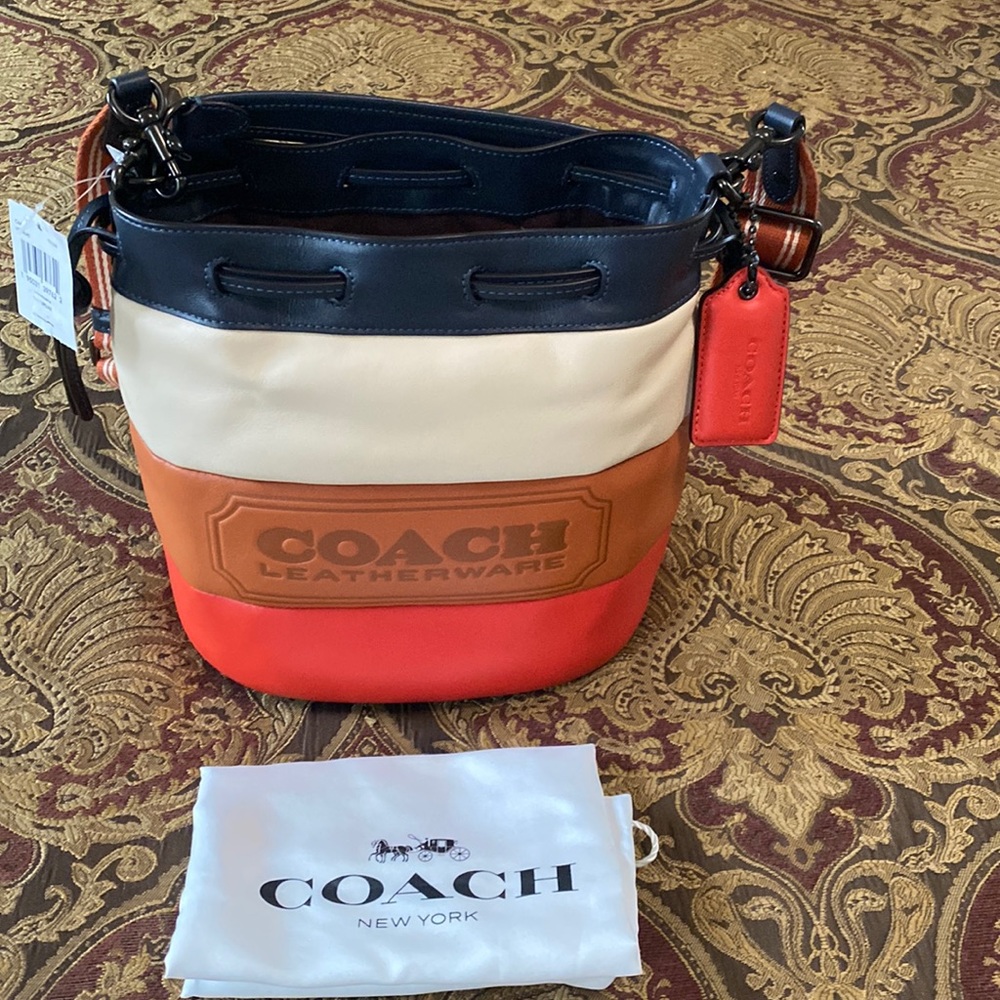 Coach Field Bucket Bag W/Colorblock Quilting #C6843